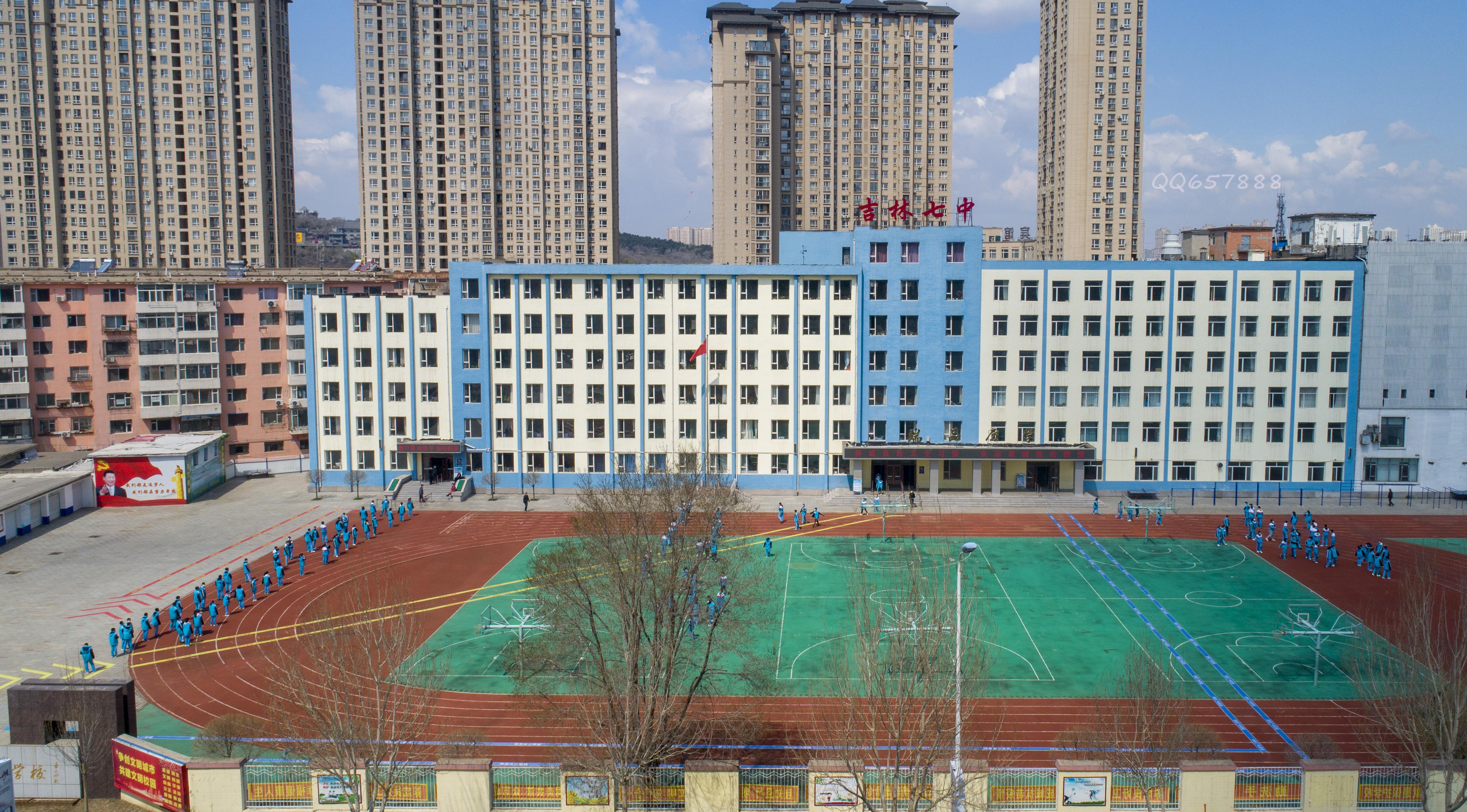 吉林盛事，嘉宾云集，观众热情如火