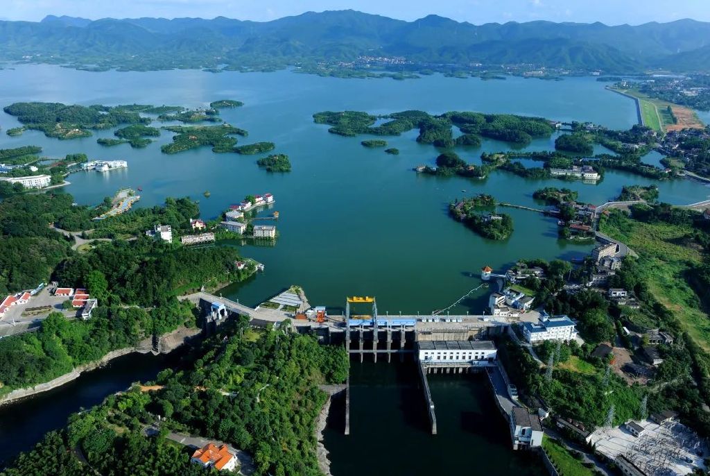 湖北地域发展的多维视角与某某观点深度探析